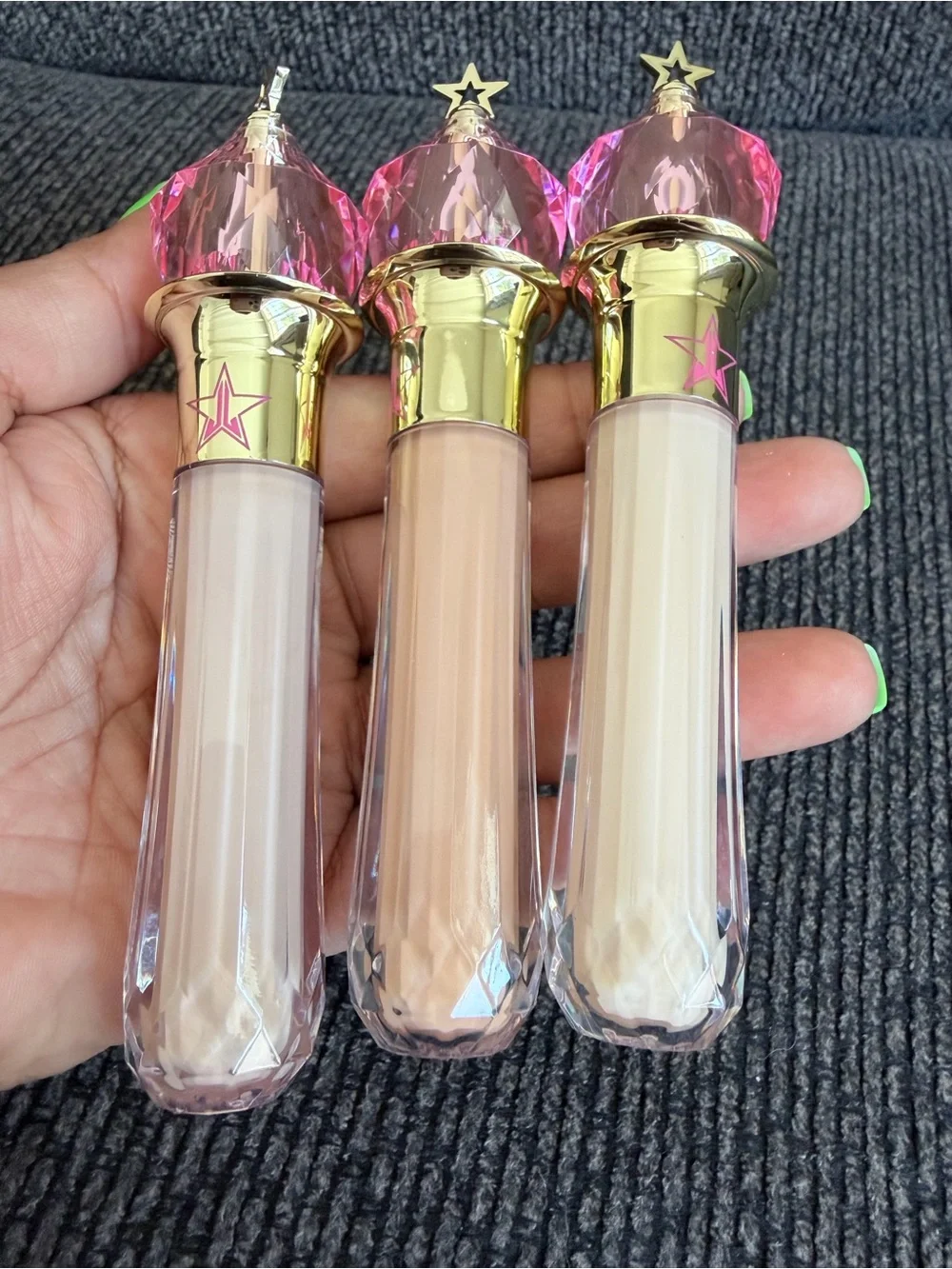 Choose One - Jeffrey Star Magic liquid Concealer